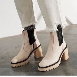 Free people boots james Chelsea  chunky  heels ankle boots shoes  in bone size 7